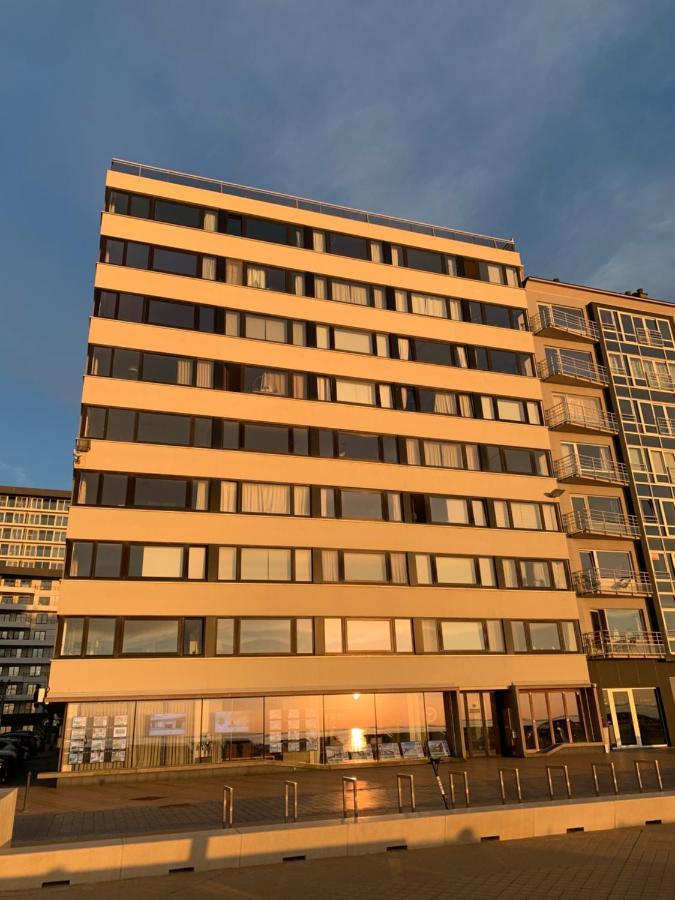 Appartement Wonderful Architect Designed Flat With Sea View à Ostende Extérieur photo
